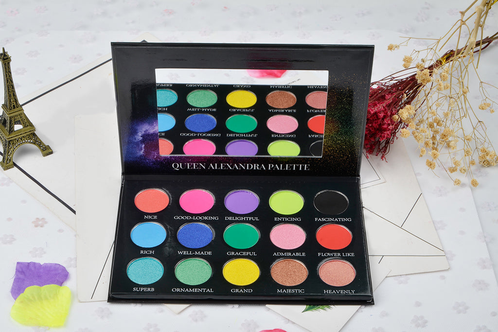 QUEEN ALEXANDRA PALETTE