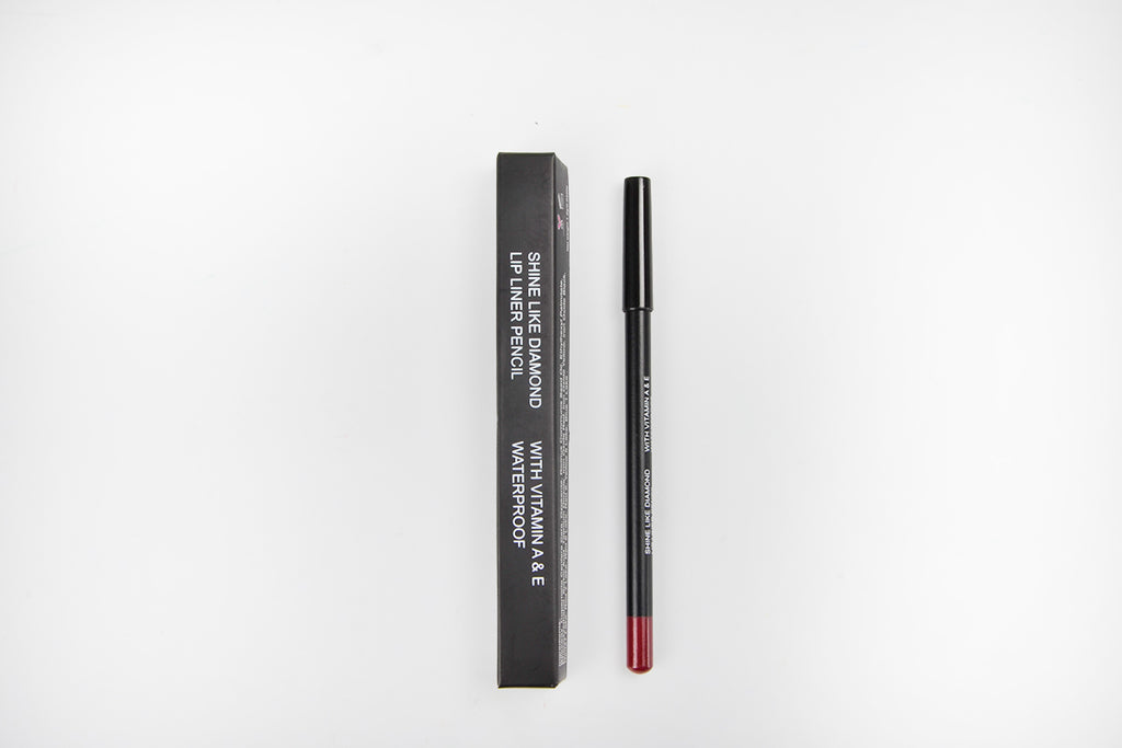 LONG-LASTING PROFESSIONAL-GRADE LIPLINER
