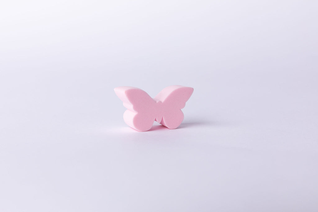 BUTTERFLY SHAPED BLENDING COSMETIC SPONGE